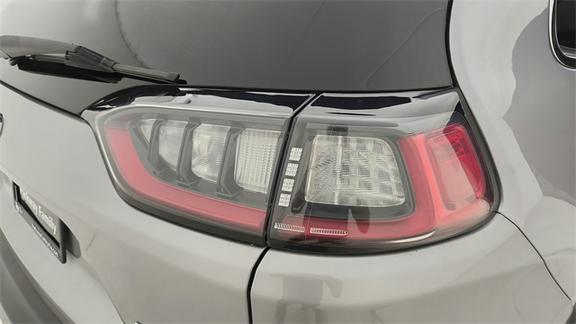 2019 Jeep Cherokee Latitude Silver at Durrett Motor Company