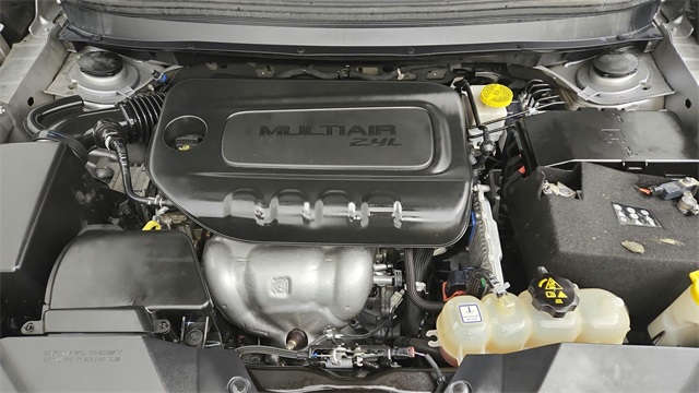 2019 Jeep Cherokee Latitude Silver at Durrett Motor Company