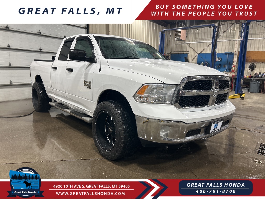 2019 RAM 1500 Classic Express Quad Cab 4WD