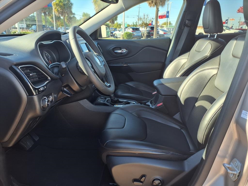 2020 Jeep Cherokee Altitude Silver at Texan Dodge Chrysler Jeep Ram