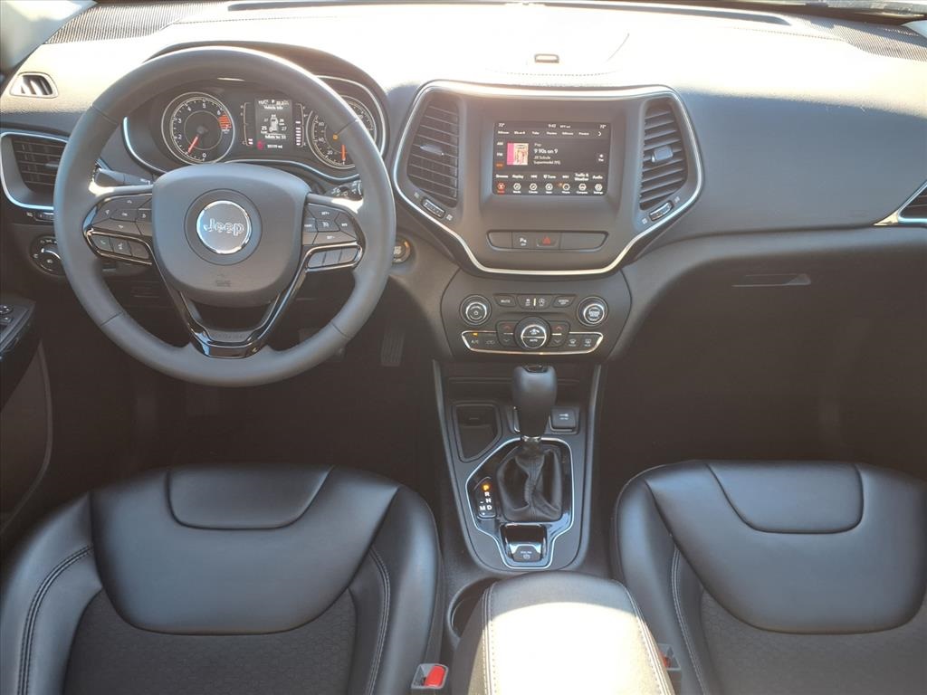 2020 Jeep Cherokee Altitude Silver at Texan Dodge Chrysler Jeep Ram