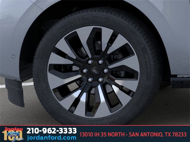 New Car 2025 Ford Expedition  Platinum For Sale In San Antonio, Texas