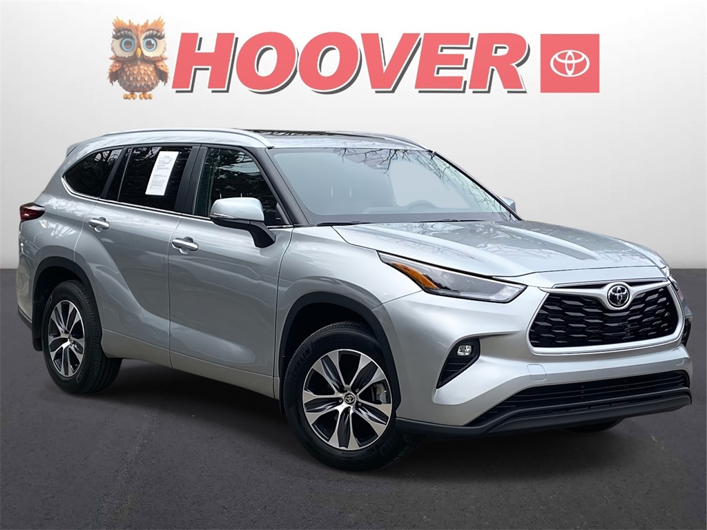 2025 Toyota Highlander XLE FWD