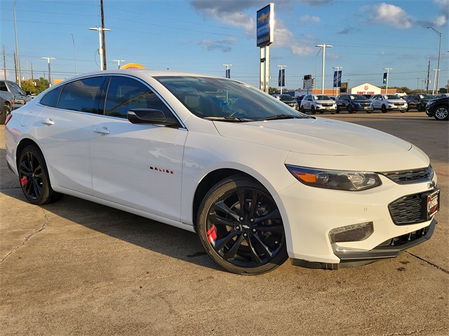 2018 Chevrolet Malibu LT White at Autostrade