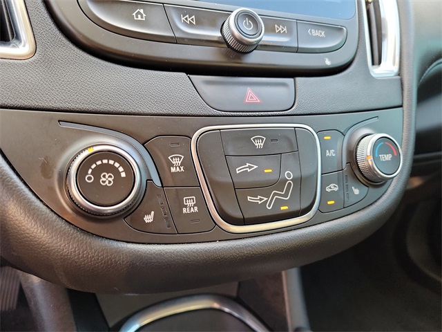 2018 Chevrolet Malibu LT White at Autostrade