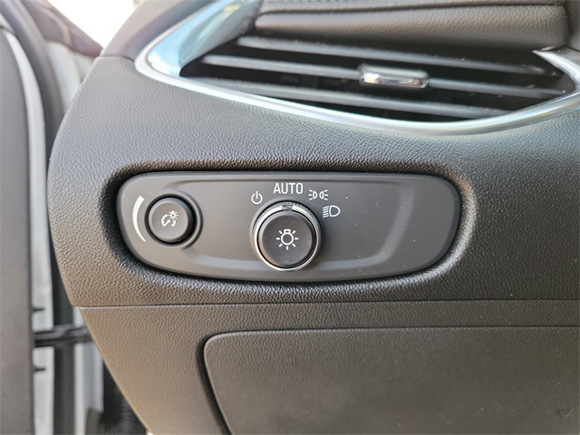 2018 Chevrolet Malibu LT White at Autostrade