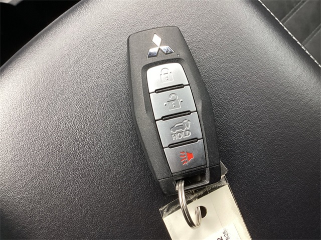 Used Car 2022 Mitsubishi Outlander  Se For Sale Under $25,000 In San Antonio, Texas