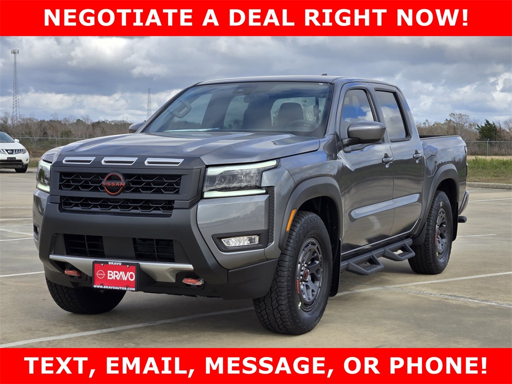 2026 Nissan Frontier PRO-X's photo