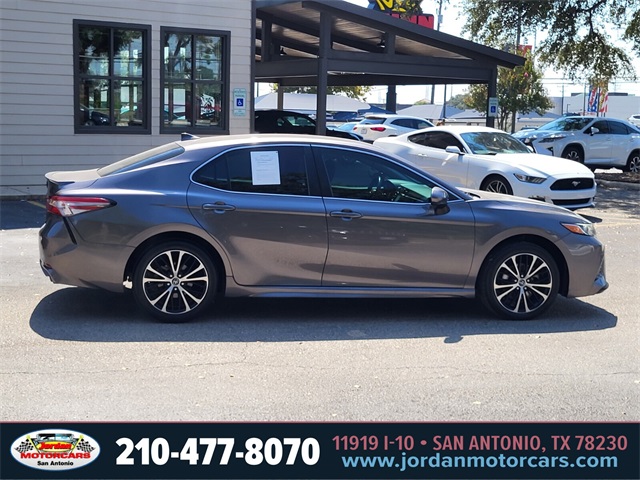 Used Car 2019 Toyota Camry  Se For Sale Under $20,000 In San Antonio, Texas