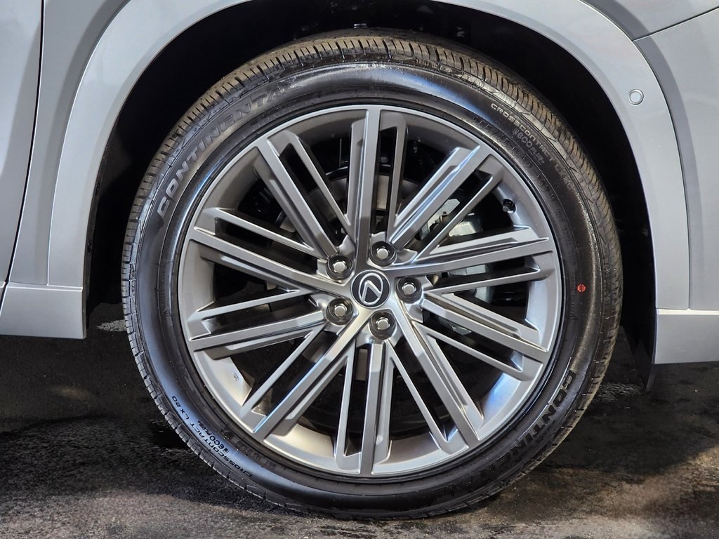 Thumbnail: 2026 Lexus TX - 4