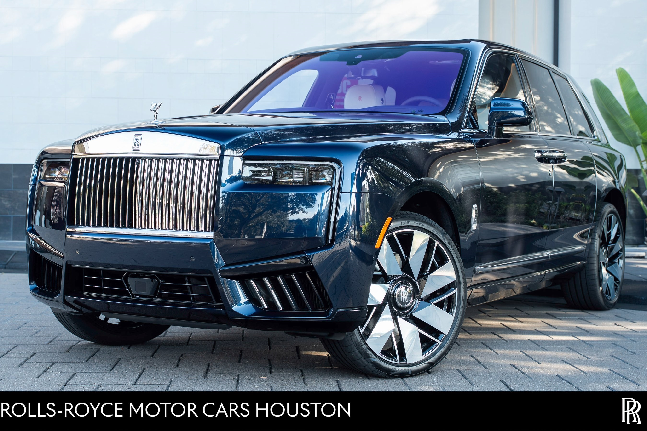 2026 Rolls-Royce Cullinan Base's photo