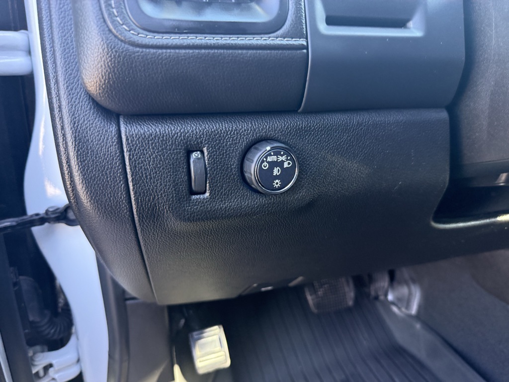 2022 GMC Canyon Elevation White at Monument Chevrolet