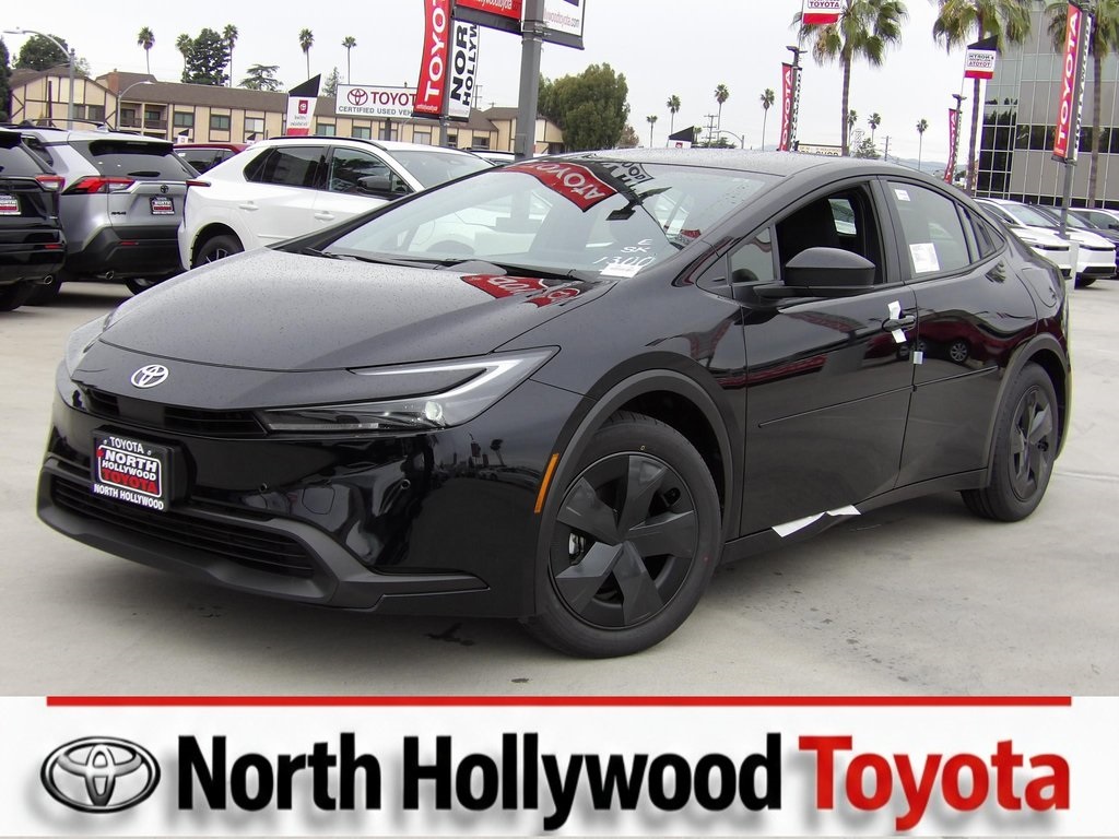 2026 Toyota Prius LE FWD