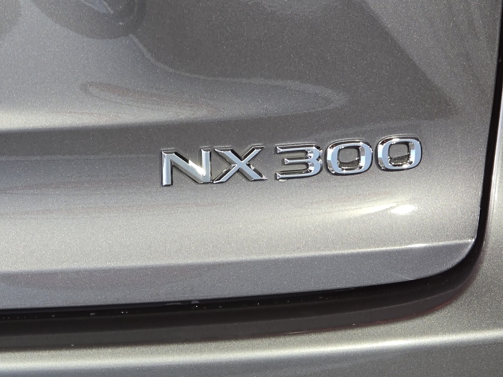 Thumbnail: 2021 Lexus NX - 11