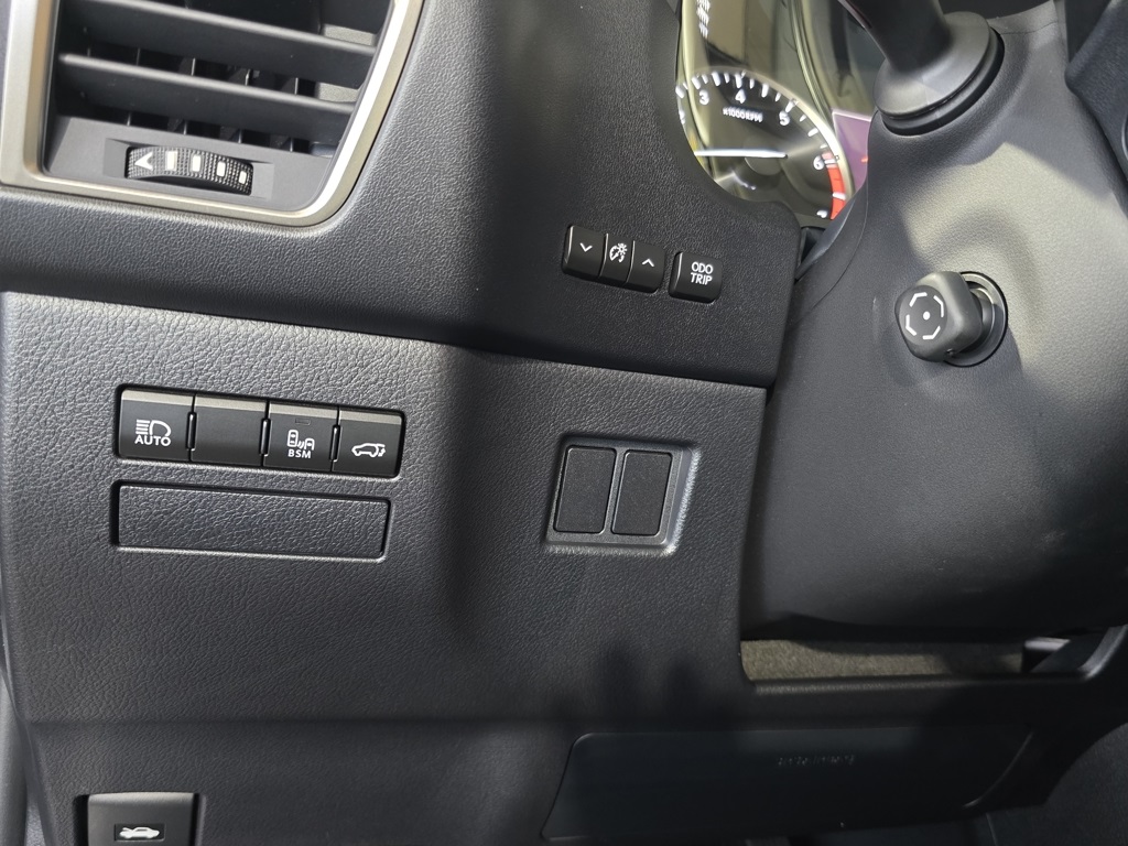 Thumbnail: 2021 Lexus NX - 14