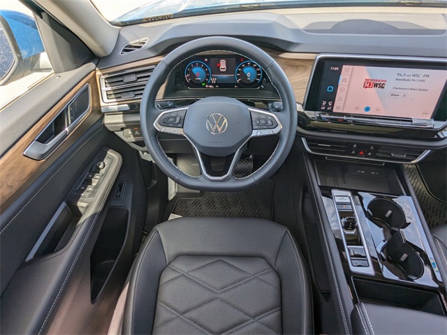2025 Volkswagen Atlas 2.0T SE w/Technology  at Stokes Volkswagen