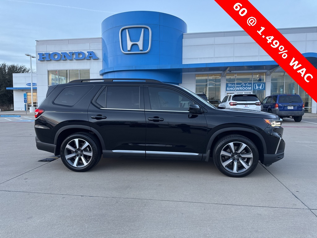 2024 Honda Pilot Touring FWD