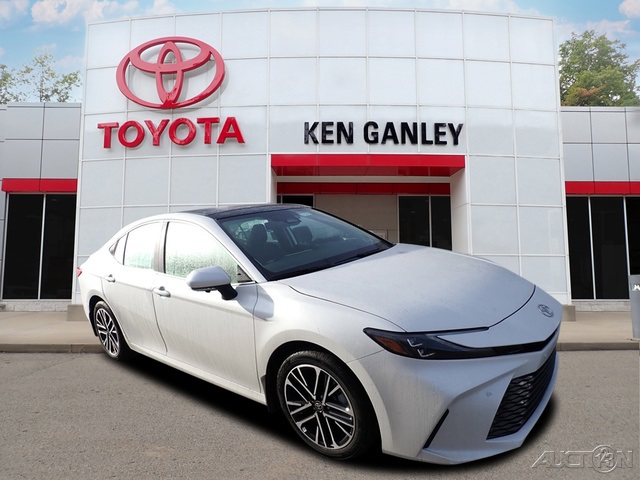 2026 Toyota Camry XLE FWD