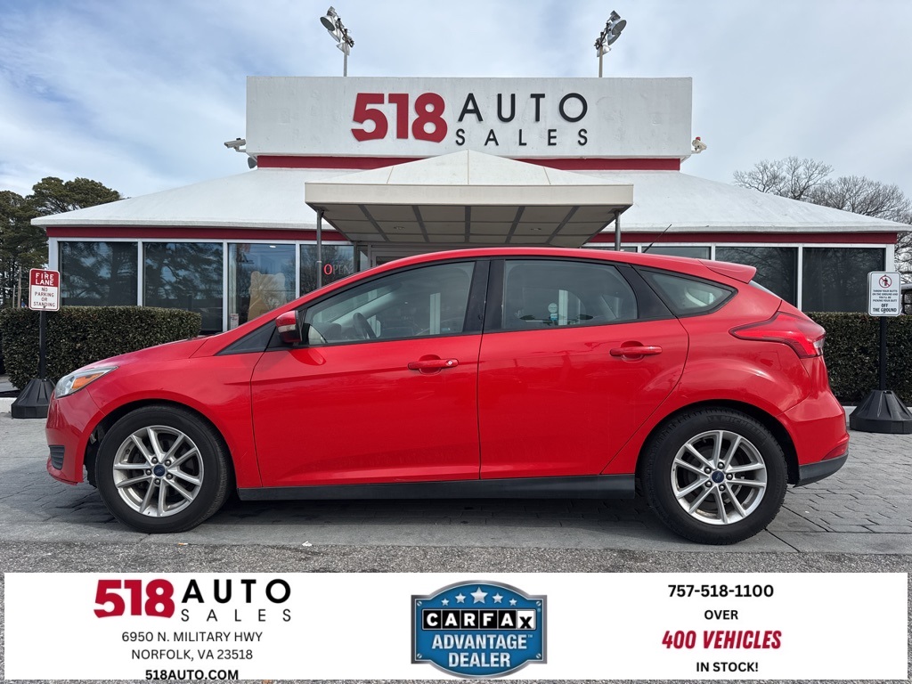 2017 Ford Focus SE Hatchback