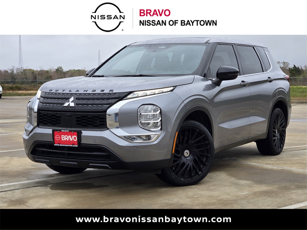 2023 Mitsubishi Outlander SEL Gray at Emmons Autoplex