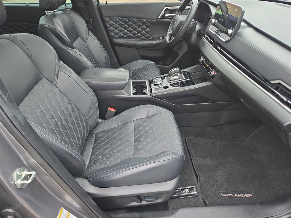 2023 Mitsubishi Outlander SEL Gray at Emmons Autoplex