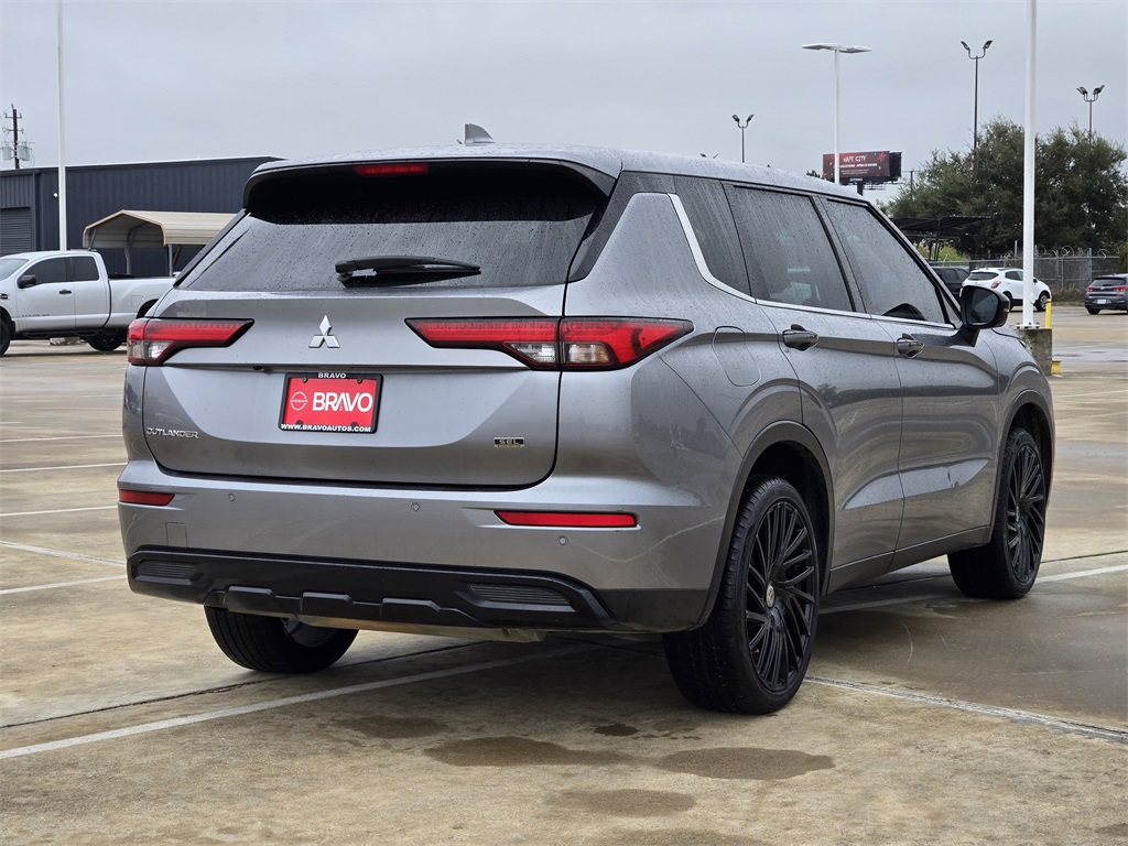 2023 Mitsubishi Outlander SEL Gray at Emmons Autoplex