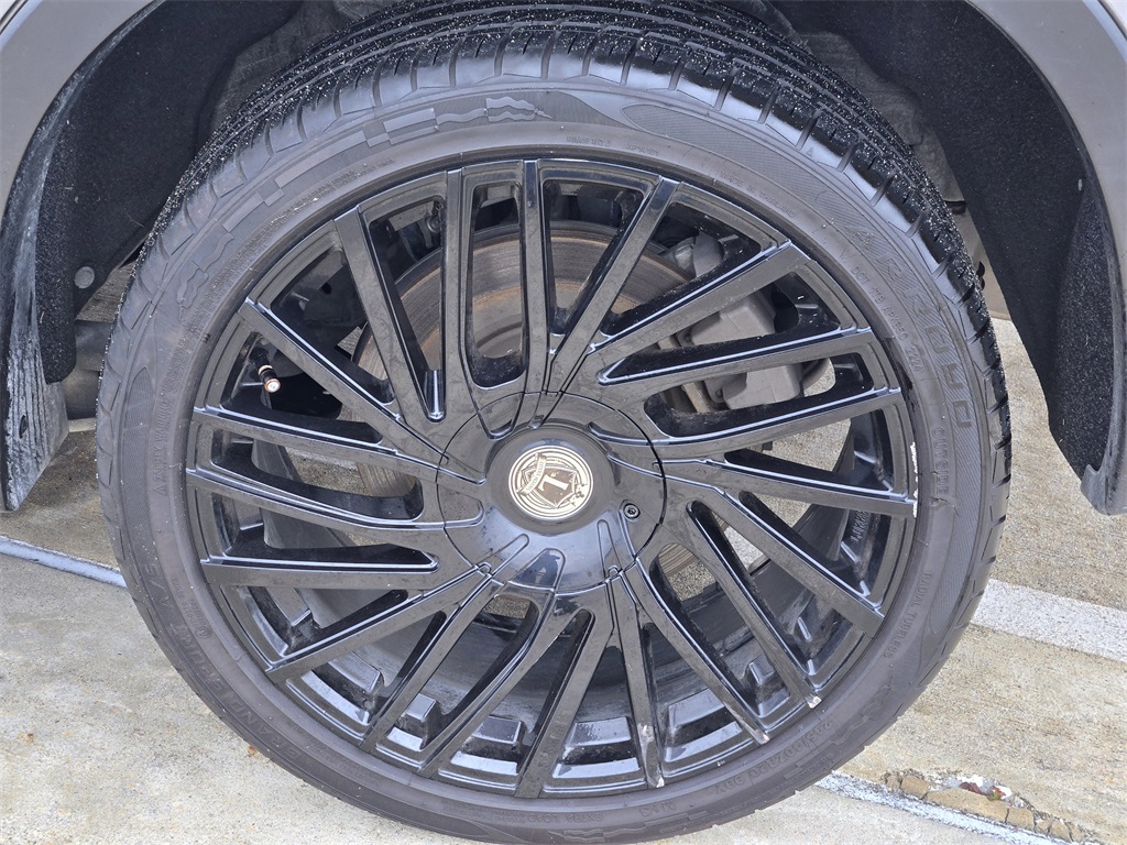 2023 Mitsubishi Outlander SEL Gray at Emmons Autoplex