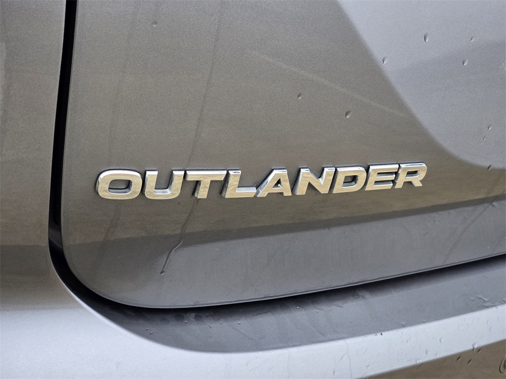 2023 Mitsubishi Outlander SEL Gray at Emmons Autoplex