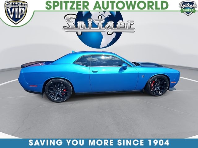 2016 Dodge Challenger Azul (B5 Blue Pearlcoat) Coupé Tracción trasera 8 velocidades Automática