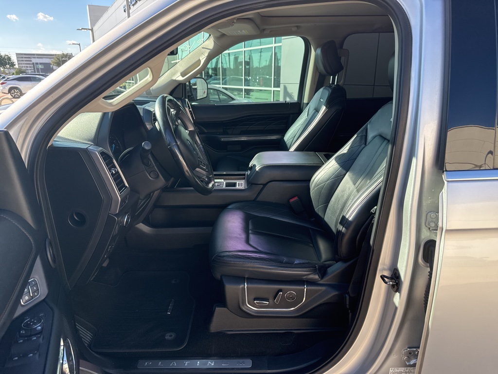 2019 Ford Expedition Platinum Silver at Bravo Nissan