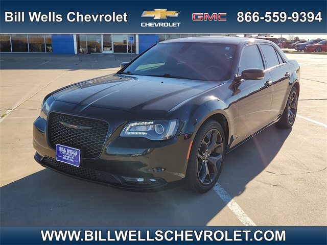 Used Car 2021 Chrysler 300  S For Sale Under $25,000 In Plainview, Texas