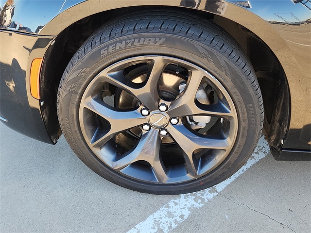 Used Car 2021 Chrysler 300  S For Sale Under $25,000 In Plainview, Texas