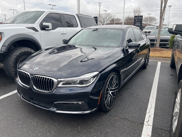 2018 BMW 7 Series 750i RWD