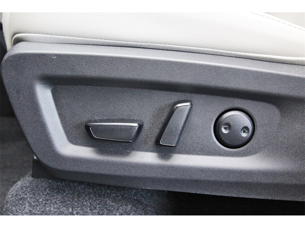 2026 Nissan Murano SV Black at South Houston Nissan