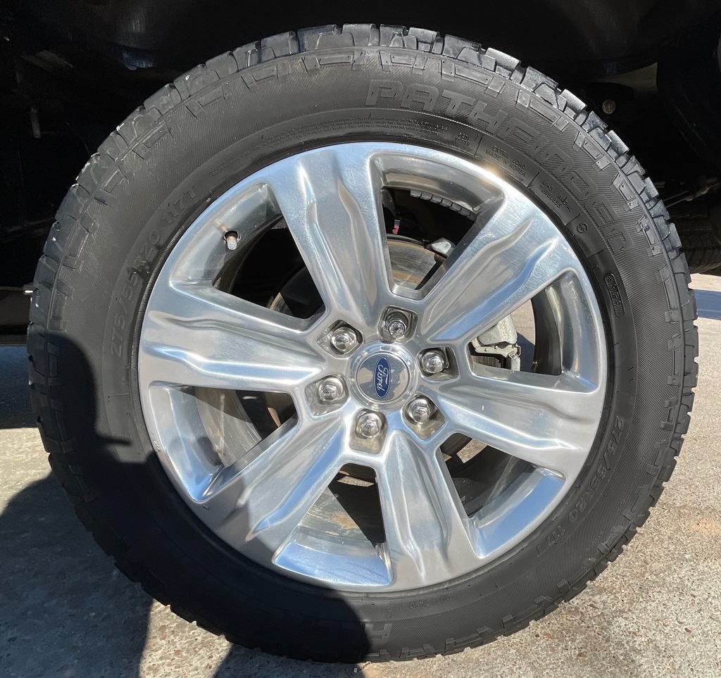 2019 Ford F-150 Platinum Black at Autostrade