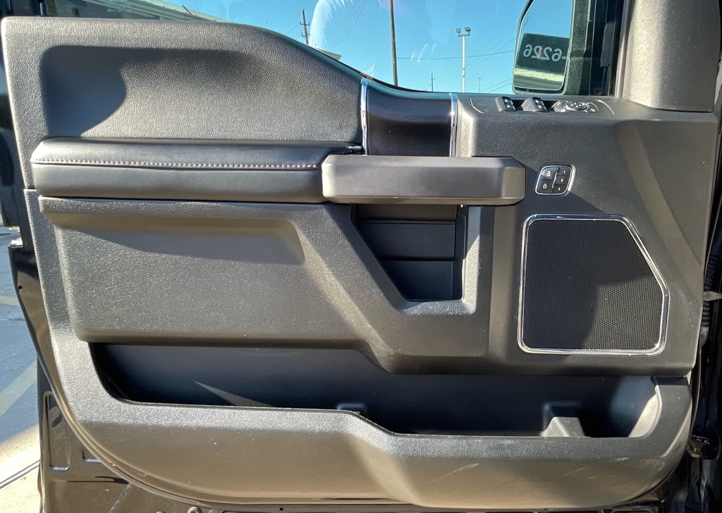 2019 Ford F-150 Platinum Black at Autostrade