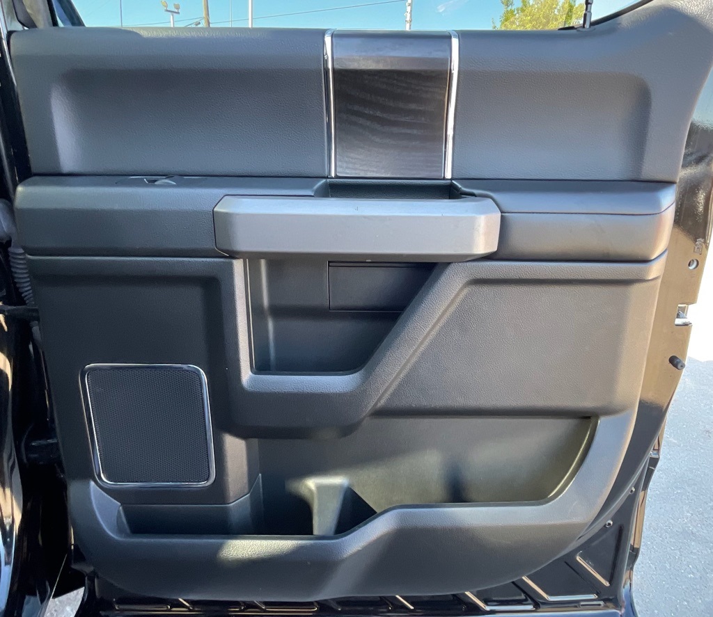 2019 Ford F-150 Platinum Black at Autostrade