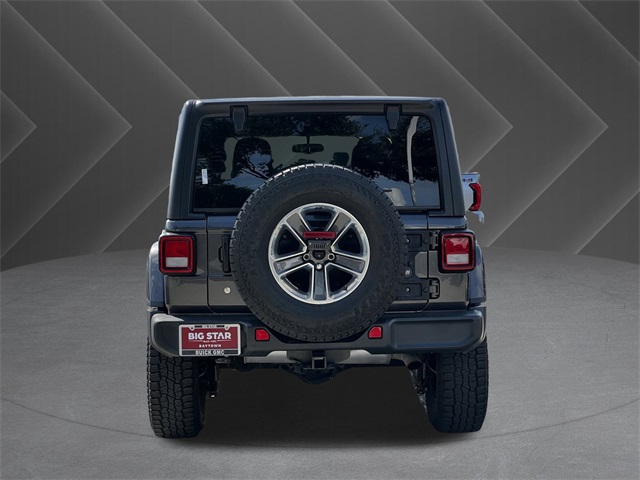 2019 Jeep Wrangler Unlimited Sahara - 2