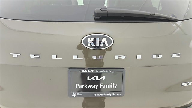 2021 Kia Telluride SX Green at Shottenkirk Kia Fort Bend