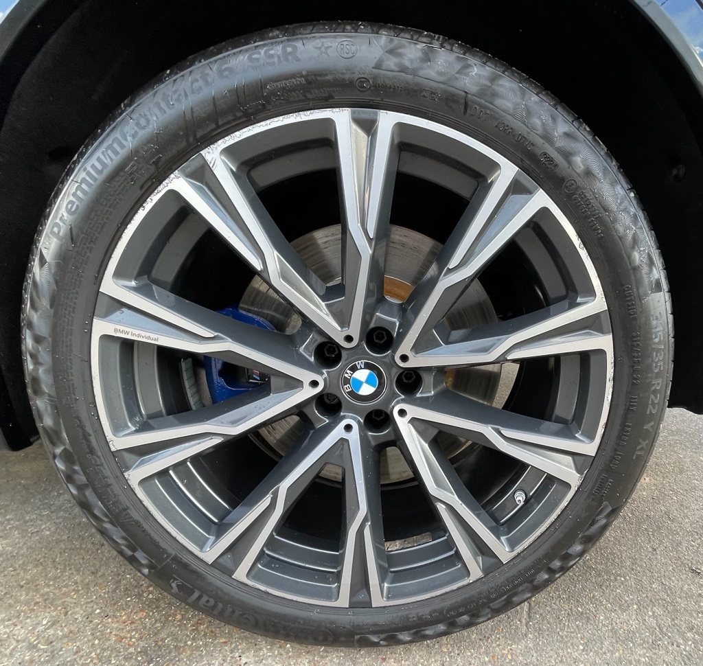 2020 BMW X7 M50i Black at Ultimate Motorsports