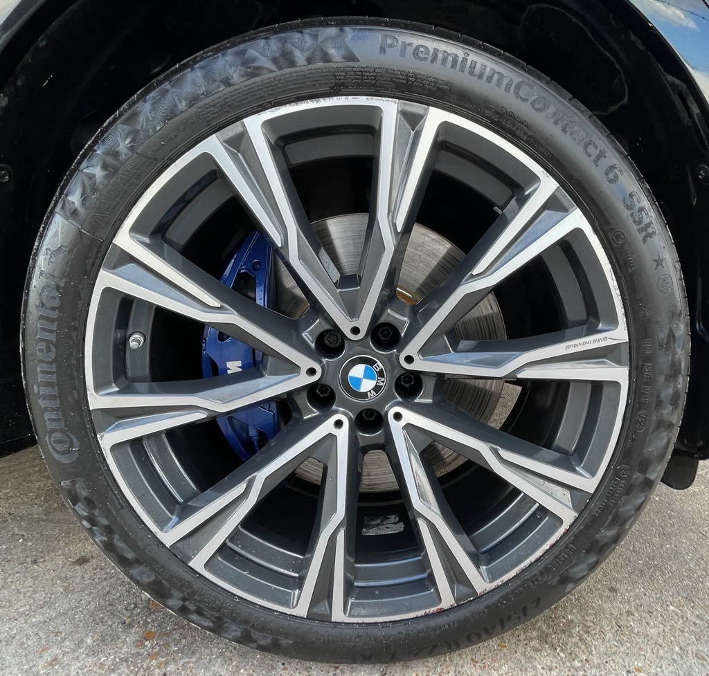 2020 BMW X7 M50i Black at Ultimate Motorsports