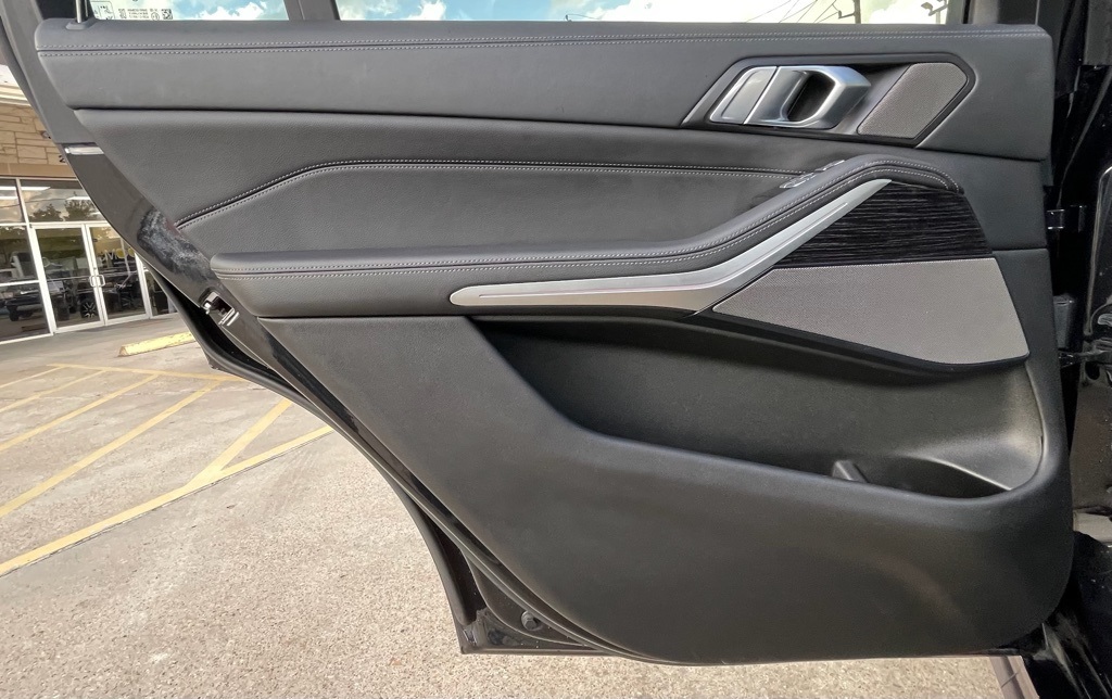 2020 BMW X7 M50i Black at Ultimate Motorsports