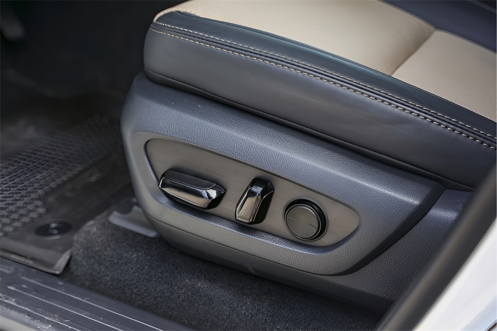 Used Car 2024 Lexus Gx  550 Overtrail For Sale Under $90,000 In Austin, Texas