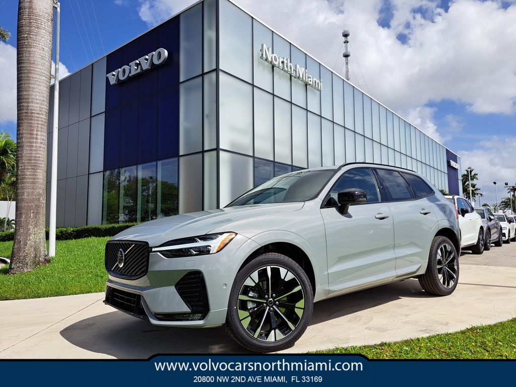 2026 Volvo XC60 Plus