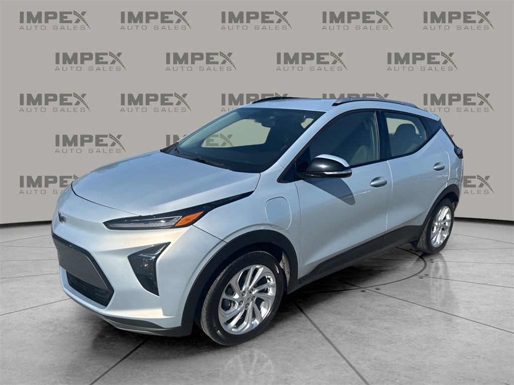 2022 Chevrolet Bolt EUV LT's photo