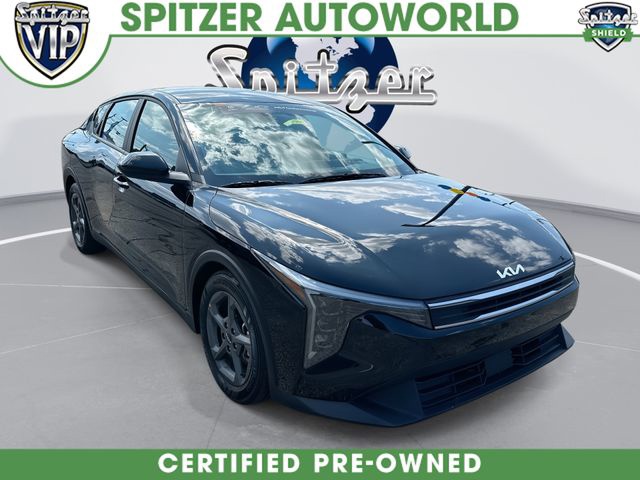 Aurora Black Pearl 2025 Kia K4 Sedan Front-Wheel Drive Continuously Variable Transmission
