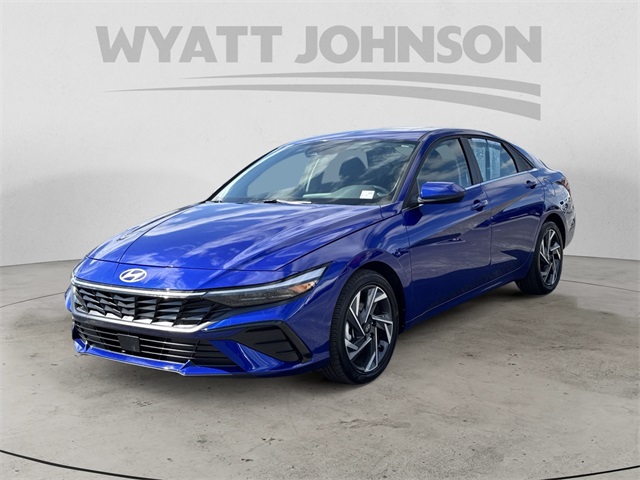 2025 Hyundai Elantra SEL Convenience FWD