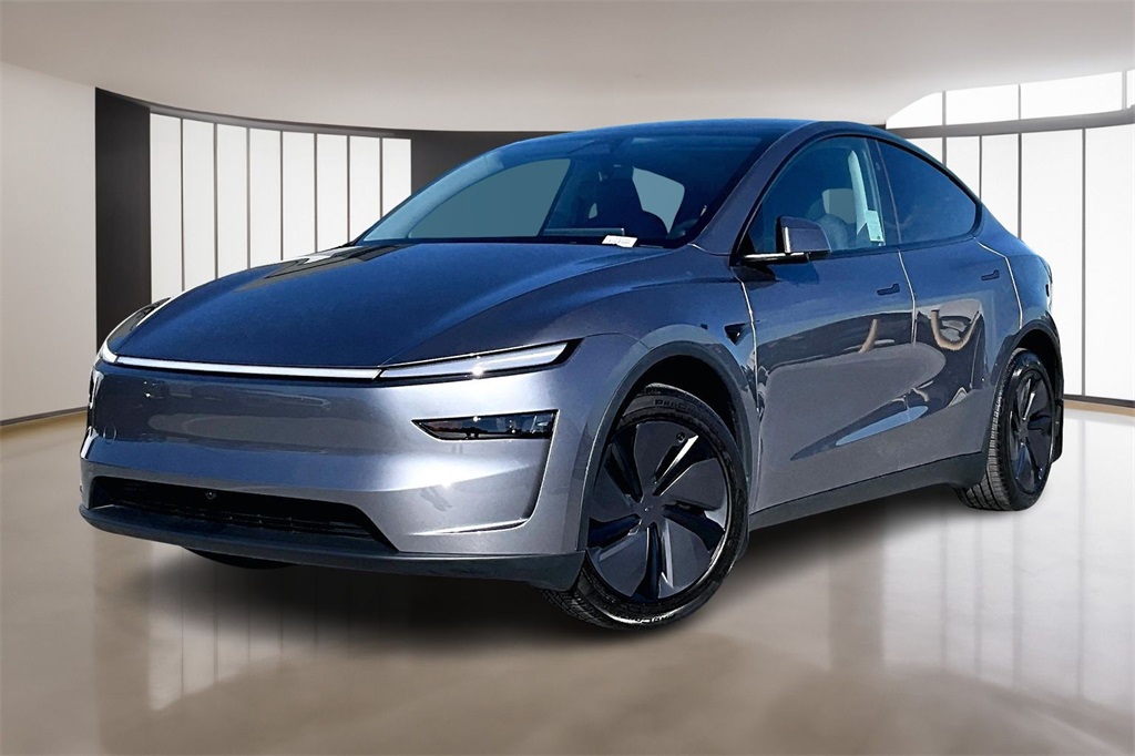 2026 Tesla Model Y Long Range RWD