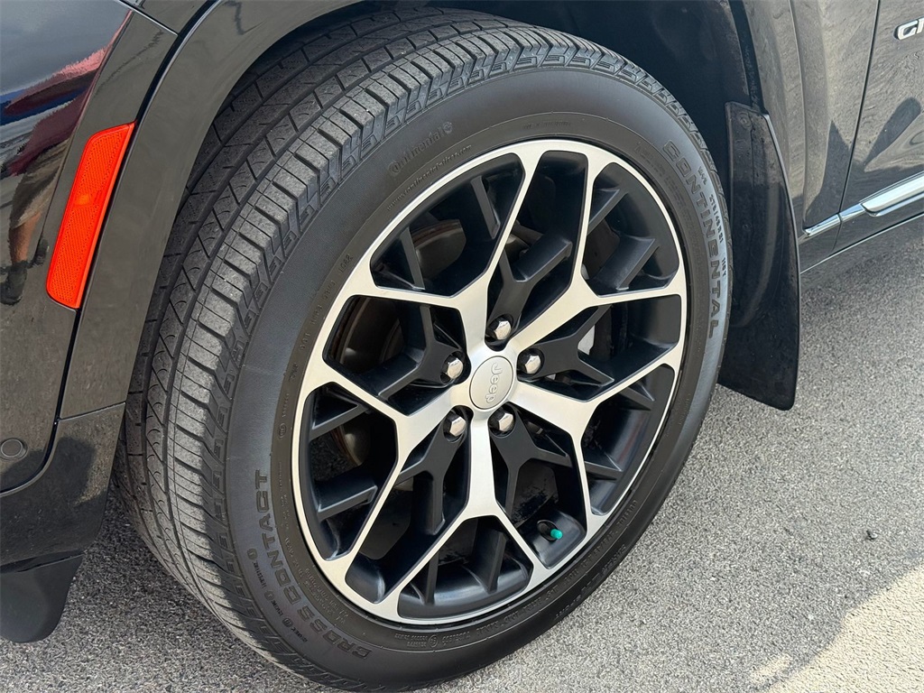 Used Car 2023 Jeep Grand Cherokee  Summit For Sale Under $50,000 In San Marcos, Texas