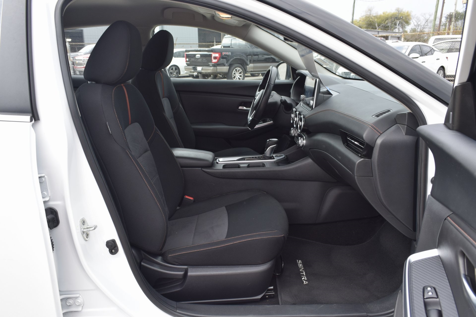 2023 Nissan Sentra SR White at Central Houston Nissan